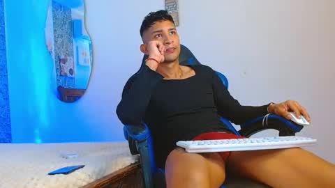 Mistery Guy online show from September 29, 6:46 pm