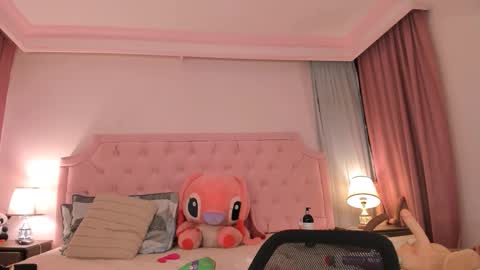 Vale Toro  online show from October 6, 12:13 pm