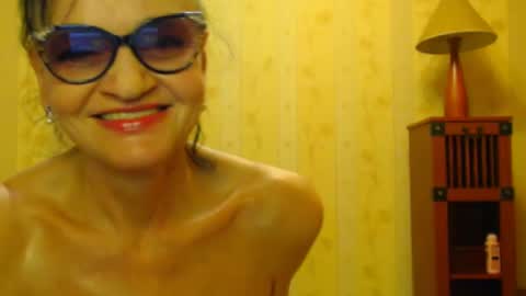 Snapshot of valenttijm3851 chatting on March 5, 3:29 pm valentijm online show from March 5, 3:29 pm