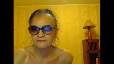 Snapshot of valenttijm3851 chatting on March 9, 9:46 pm valentijm online show from March 9, 9:46 pm