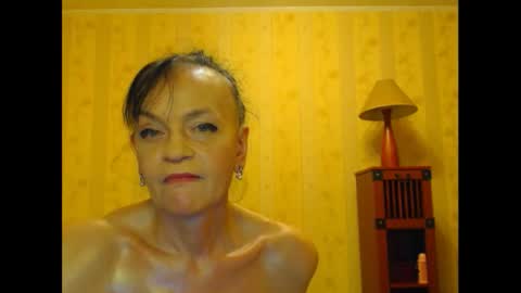 Snapshot of valenttijm3851 chatting on March 12, 12:47 pm valentijm online show from March 12, 12:47 pm