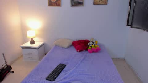 valeri_10 online show from October 27, 3:32 am