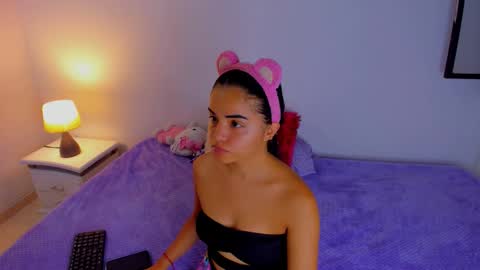 valeri_10 online show from November 10, 5:17 am