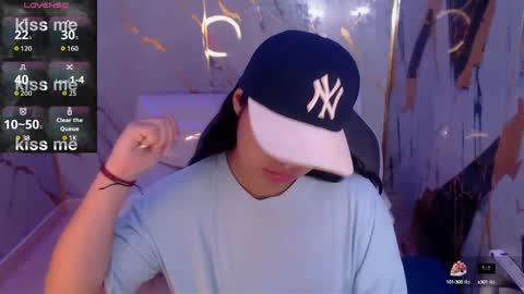 valeri_harpers4 online show from October 10, 4:39 pm