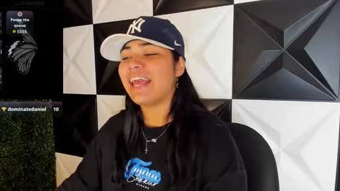 valeri_harpers4 online show from October 25, 1:13 am