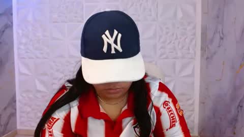 Snapshot of valeri_harpers4 chatting on August 4, 8:33 pm valeri_harpers4 online show from August 4, 8:33 pm