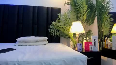 Snapshot of valeri_tafur chatting on February 7, 11:03 am valeri_tafur online show from February 7, 11:03 am