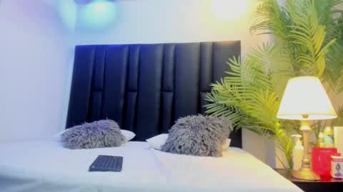 Snapshot of valeri_tafur chatting on February 16, 11:06 am valeri_tafur online show from February 16, 11:06 am