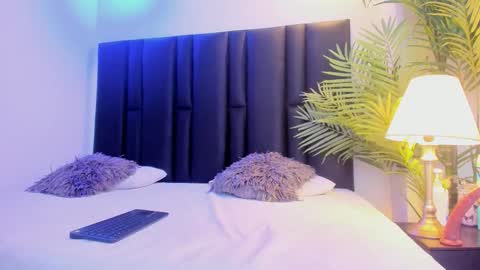 Snapshot of valeri_tafur chatting on March 4, 10:54 am valeri_tafur online show from March 4, 10:54 am