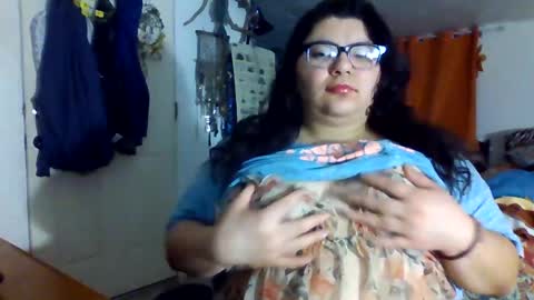 Snapshot of valeria06 chatting on April 9, 4:45 am Valeria online show from April 9, 4:45 am