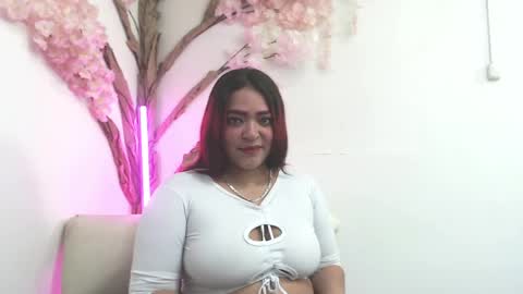   online show from April 15, 9:26 pm