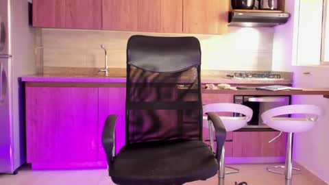 Snapshot of valeria_lewiis chatting on February 23, 2:57 pm Valeria lewiis joness online show from February 23, 2:57 pm