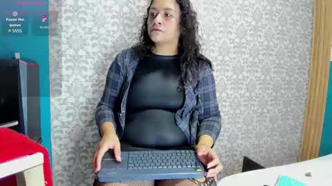 Snapshot of valeria_rivera1 chatting on February 12, 3:07 pm Costume lover online show from February 12, 3:07 pm