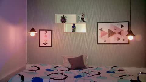 Snapshot of valeria_rossi7 chatting on December 7, 8:16 pm Valeria online show from December 7, 8:16 pm