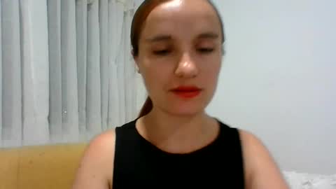 valeriafrannco online show from August 1, 12:10 am
