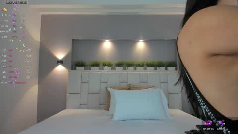 ValeriaGarciax online show from February 18, 12:01 pm