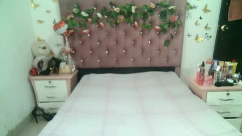 La valerie26 online show from November 2, 12:51 pm