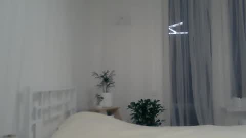 valerie_rose777 online show from December 28, 6:50 pm