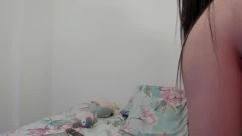 Valerie online show from February 18, 9:00 pm