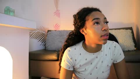 Valerie Style3 online show from April 13, 3:56 am