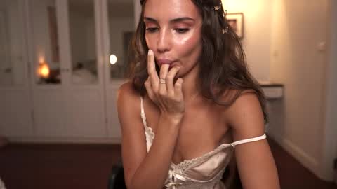 Valerie online show from March 30, 2:45 am