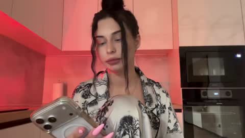 valeriiyaa online show from July 22, 12:30 pm