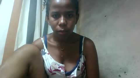 Snapshot of valerinezah chatting on February 24, 6:55 am valerinezah online show from February 24, 6:55 am