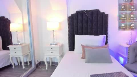   online show from February 9, 11:58 am