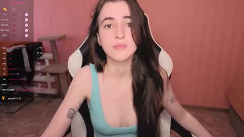 Snapshot of valeritiio chatting on October 18, 3:42 am valeritiio online show from October 18, 3:42 am