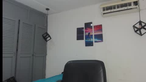 Snapshot of valery_021 chatting on December 7, 6:59 pm Valery online show from December 7, 6:59 pm