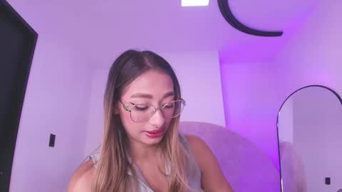 Snapshot of valery_97 chatting on February 7, 3:10 am Valeryn online show from February 7, 3:10 am