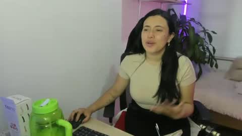 valery_bonnet1 online show from September 20, 11:33 am