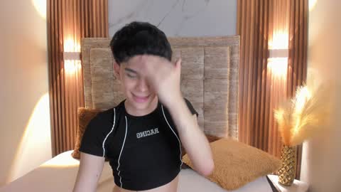 Snapshot of valery_hil chatting on December 31, 8:45 pm Thomy online show from December 31, 8:45 pm