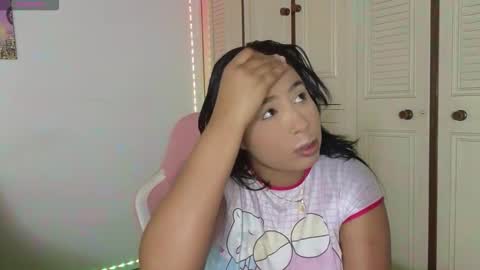 valery_lovex_ online show from February 19, 9:05 am