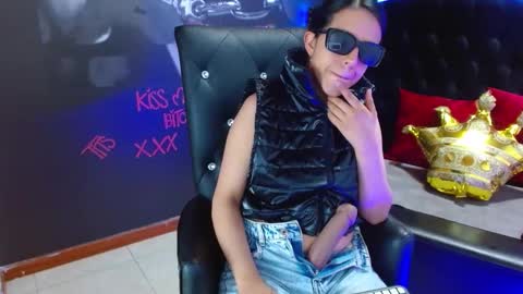 Snapshot of valery_meer_ chatting on December 2, 3:03 pm Valeria online show from December 2, 3:03 pm