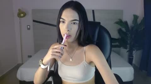 Snapshot of valery_restrepo chatting on August 1, 8:30 pm valery_restrepo online show from August 1, 8:30 pm