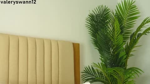 Valery swan1 online show from April 11, 7:45 am