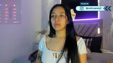 Val online show from February 26, 12:15 pm