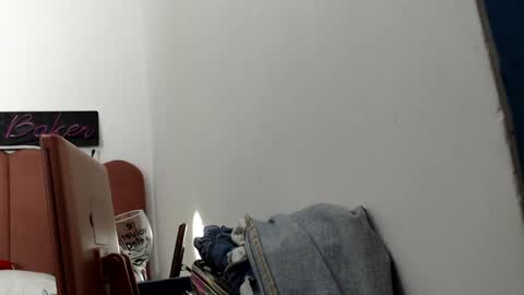 B V Naughty online show from December 18, 9:47 am