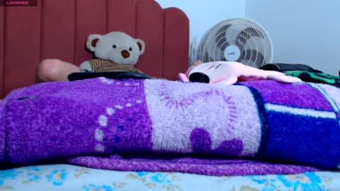 B V Naughty online show from January 17, 8:13 am