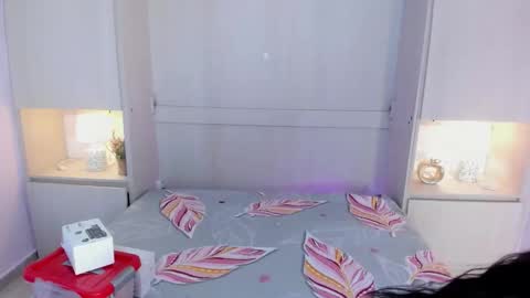 valerymeyerr online show from January 13, 4:07 am