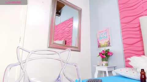 valery online show from January 24, 4:05 am