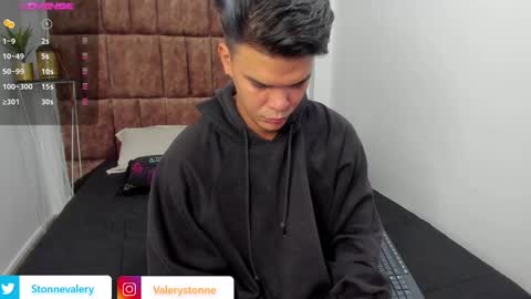 Snapshot of valerystonne_ chatting on December 26, 7:38 pm Valery Stonne online show from December 26, 7:38 pm