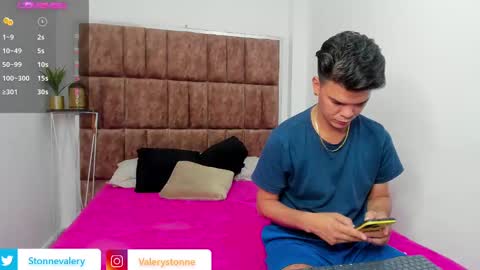 Snapshot of valerystonne_ chatting on December 27, 7:35 pm Valery Stonne online show from December 27, 7:35 pm