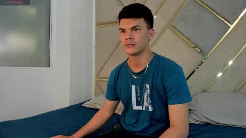 Snapshot of valerystonne_ chatting on February 27, 7:37 pm Valery Stonne online show from February 27, 7:37 pm