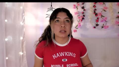 Snapshot of valerysweet11 chatting on February 8, 5:00 am Valery online show from February 8, 5:00 am