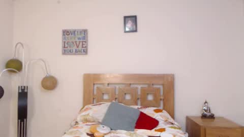 Snapshot of valesantodomingo chatting on September 16, 10:55 pm Sofia online show from September 16, 10:55 pm