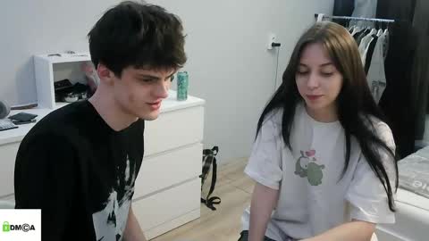 valesios online show from April 20, 9:38 pm