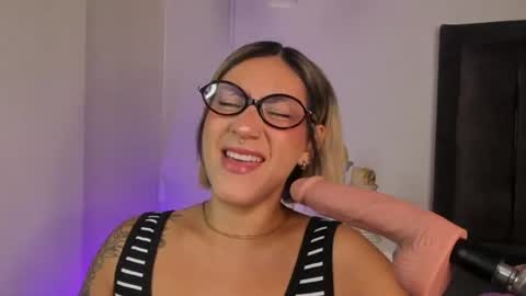 valka_doll online show from June 25, 7:40 pm
