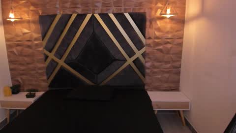 VALKA ROSS online show from February 17, 5:15 am